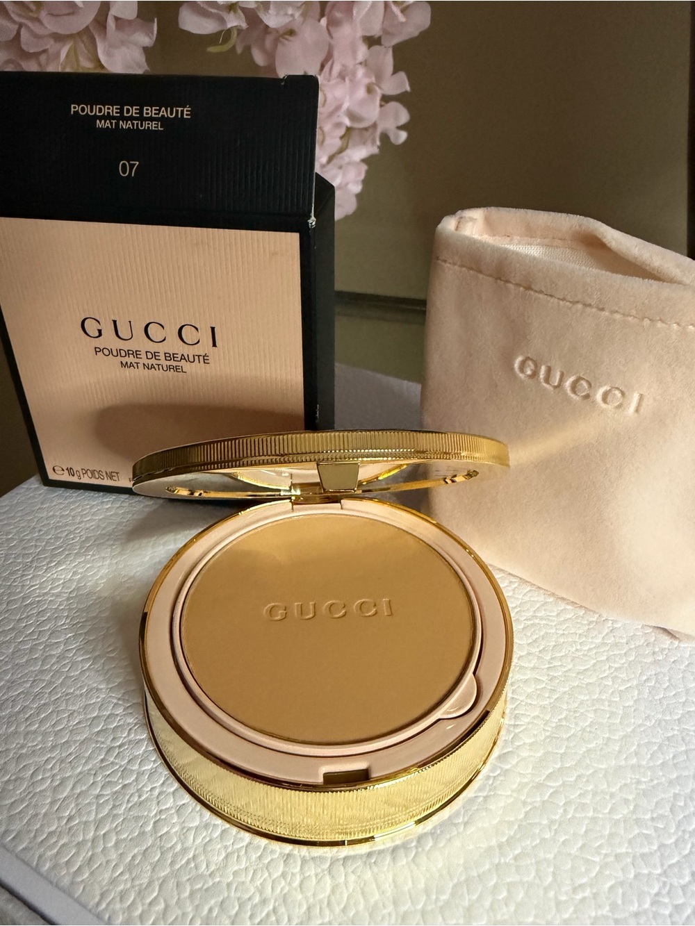 07-Gucci Poudre De Beaute- Mattifying Setting Powder